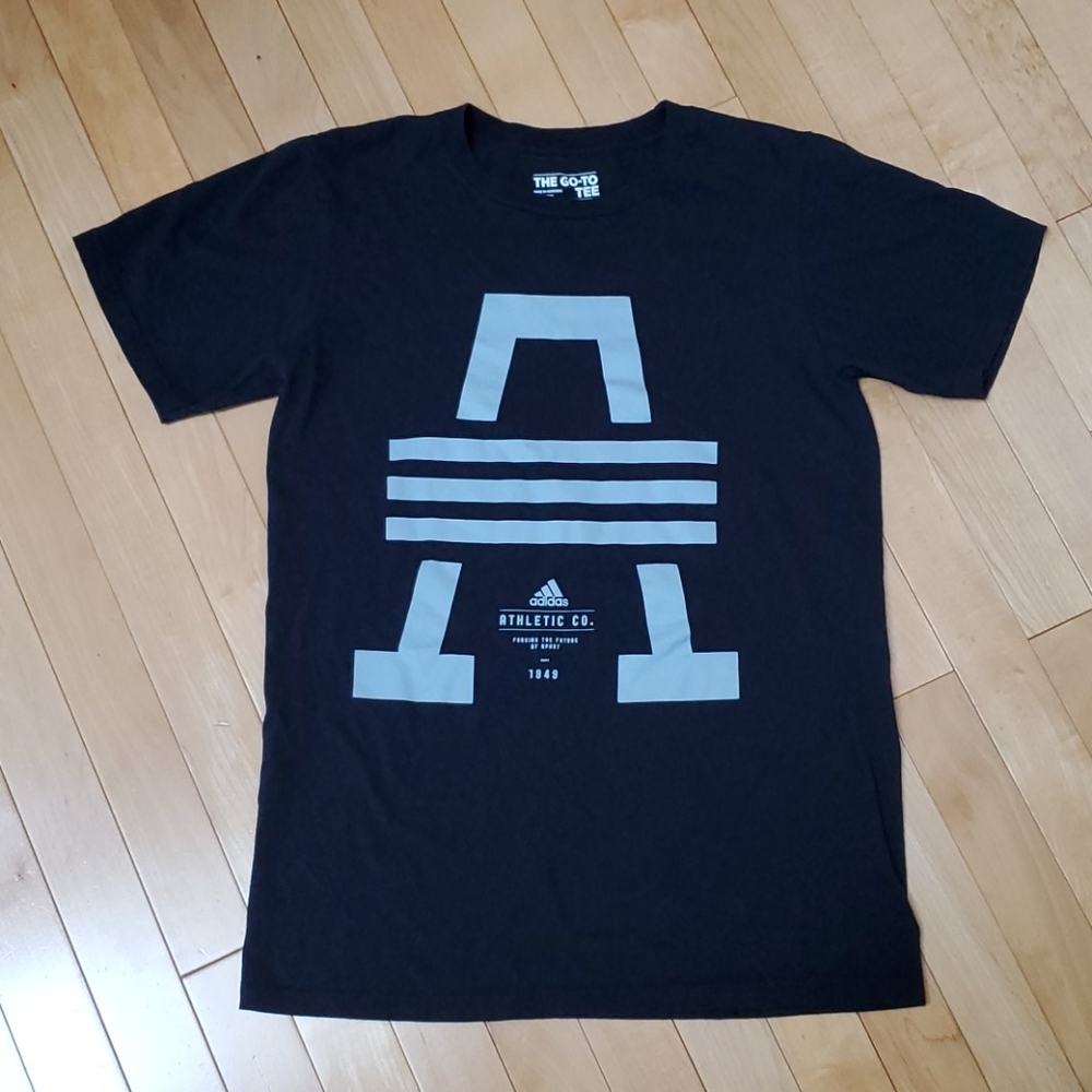 Adidas shirts S